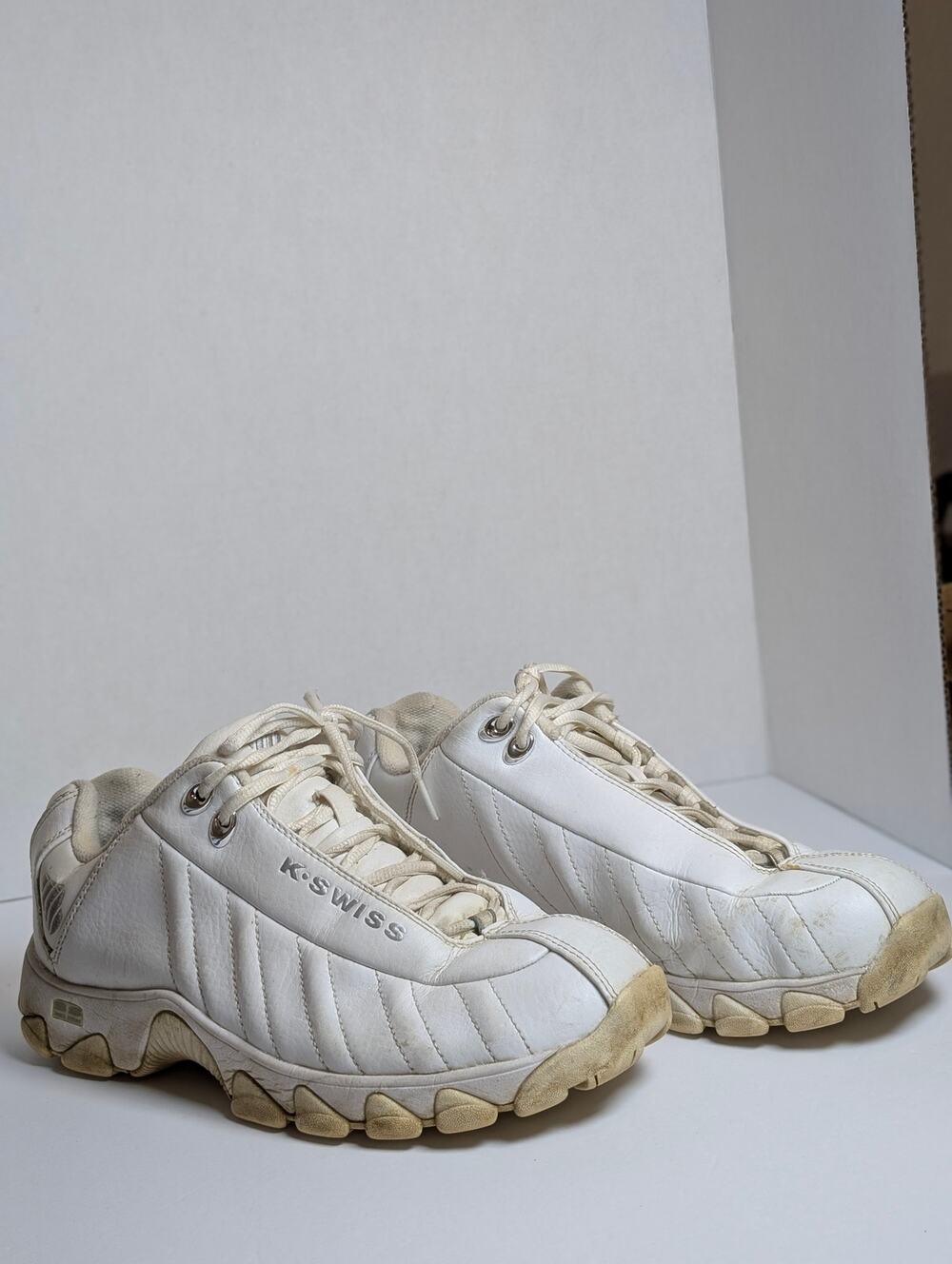 K-Swiss ST329 CMF White Silver Extra Wide Mens 9.5XW Leather Y2K Sneakers Shoes